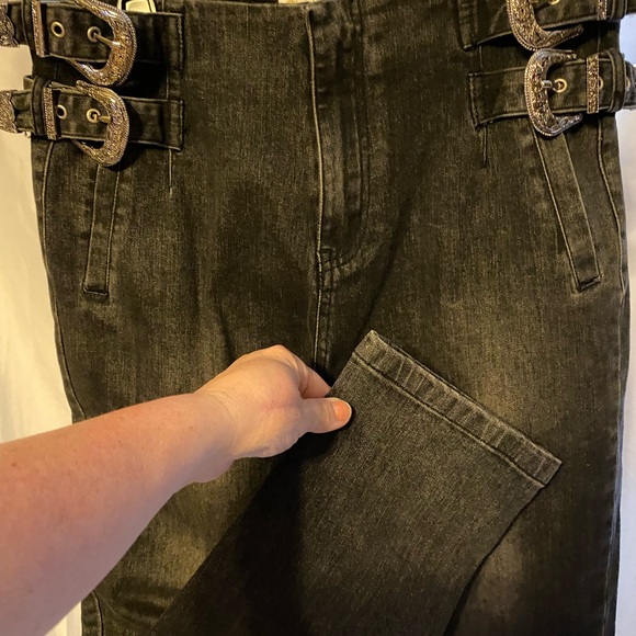 NWT Cloud Ten denim jeans. Size Medium. - Picture 2 of 10